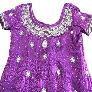 Beautiful Jeweled Fabric for Crafts Jewelry Cutter Lot Indian Sari Scarf Saree